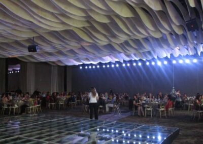 Colegio MIRASIERRA, «Risoterapia» en Evento del Día de las Madres