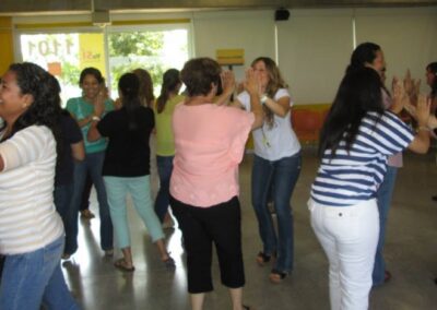 YOGA DE LA RISA», UDEM maestros de prepas…San Pedro, Valle Alto y Fundadores