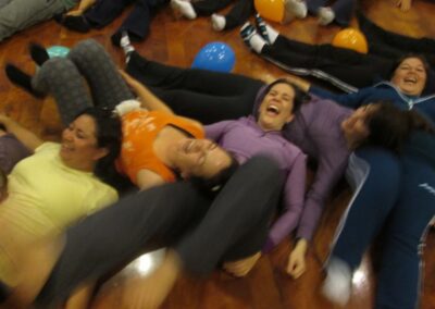 AVEMED- SALTILLO, «YOGA DE LA RISA + RISOTERAPIA Y JUEGO EXPRESIVO