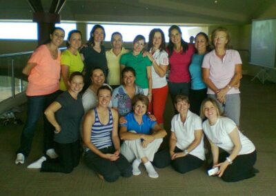 EQUIPO de GOLF, «YOGA DE LA RISA», en la Herradura