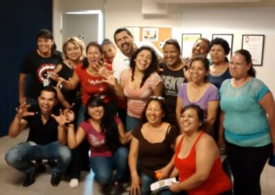 EMPRESA DAWN FOODS, «Yoga de la Risa» en Semana de la Salud