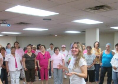 Asociación UNIDAS CONTIGO, Hospital San José, «YOGA DE LA RISA»