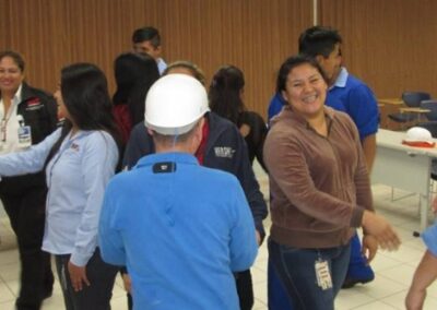 Empresa HERSHEY´S, «Taller Navideño de Musicoterapia» para empledos
